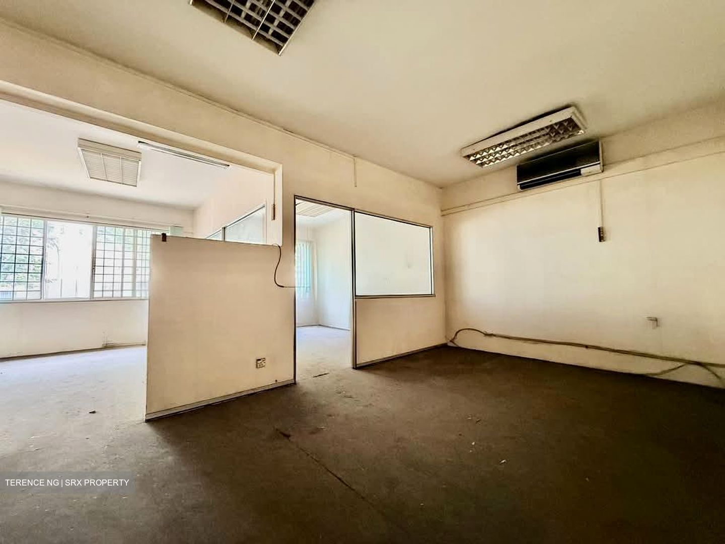Yio Chu Kang Road (D19), Shop House #605344921